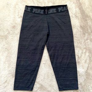 PINK by Victoria’s Secret Black/Gray Cropped Leggings